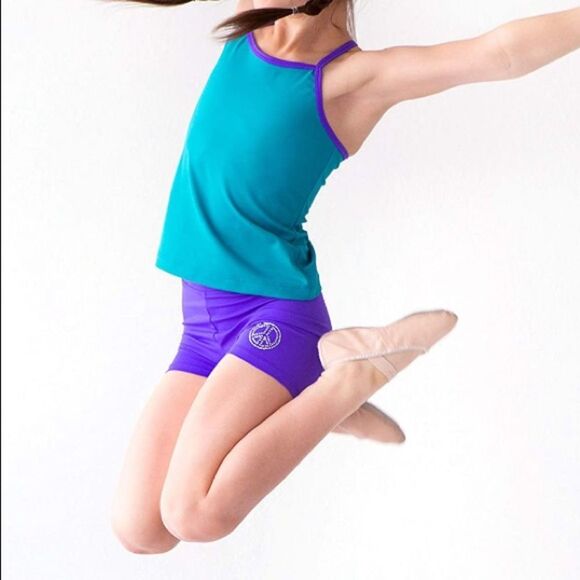 Black sports shorts - Picture 10 of 10